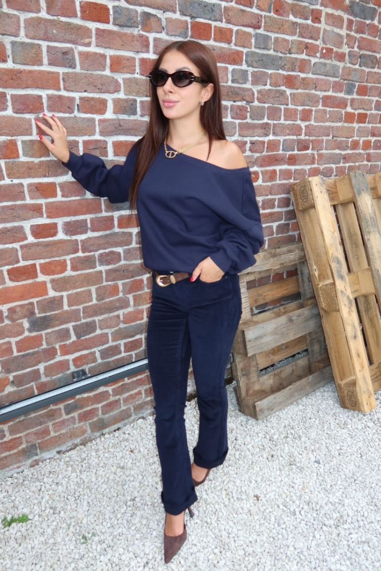  Bleu marine